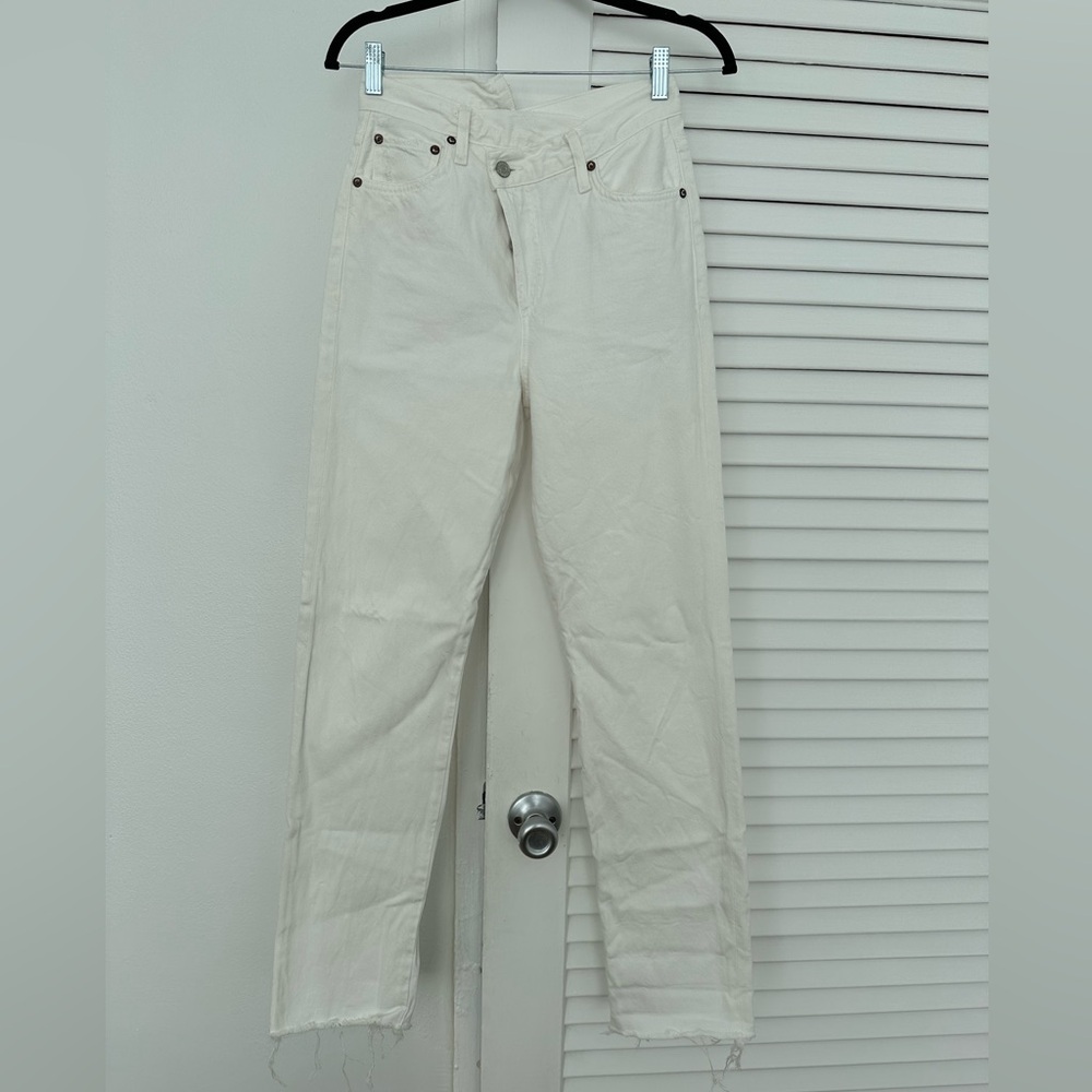 Asymmetrical Waistline Jeans
